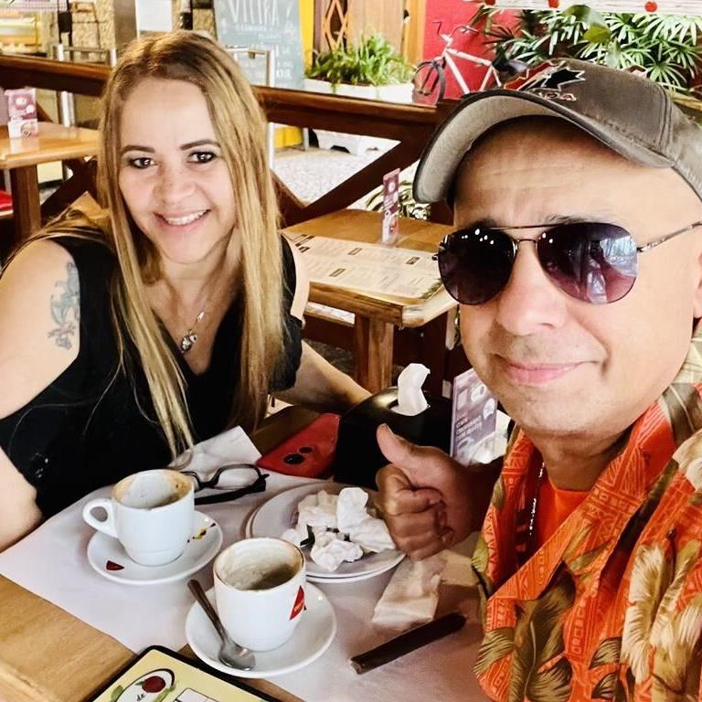 Flight Centre fights hundreds of fake sites, as bogus booking costs B.C. man $2,280